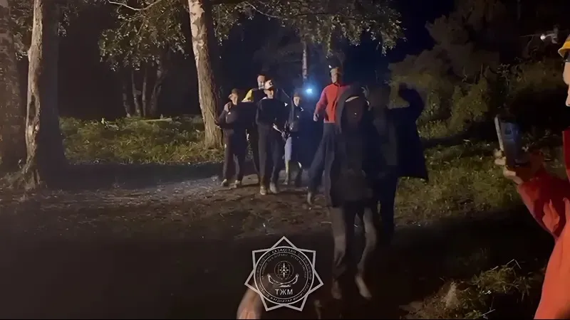 Алматы тауларында 25 бала мен ересек адам құтқарылды Алматы тауларында 25 бала мен ересек адам құтқарылды фото на taspanews.kz от 30 июля 2024 09:03
