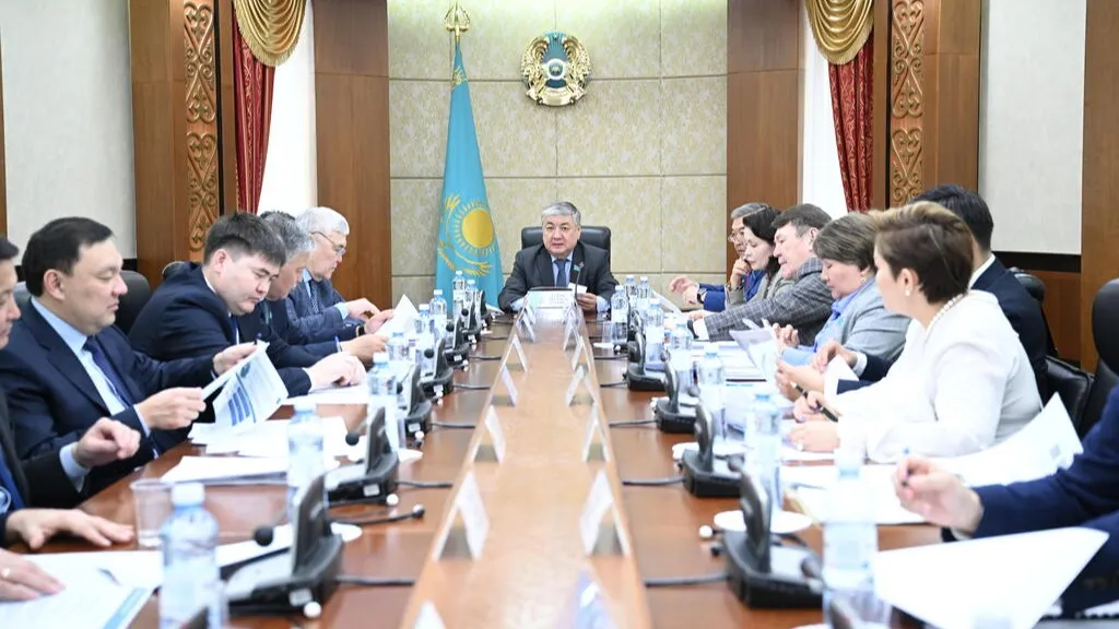 ҚР Парламенті Сенаты ҚР Парламенті Сенаты фото на taspanews.kz от 02 апреля 2025 22:04