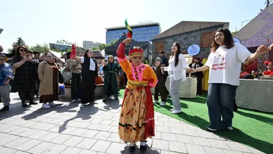 Алматы әкімдігі